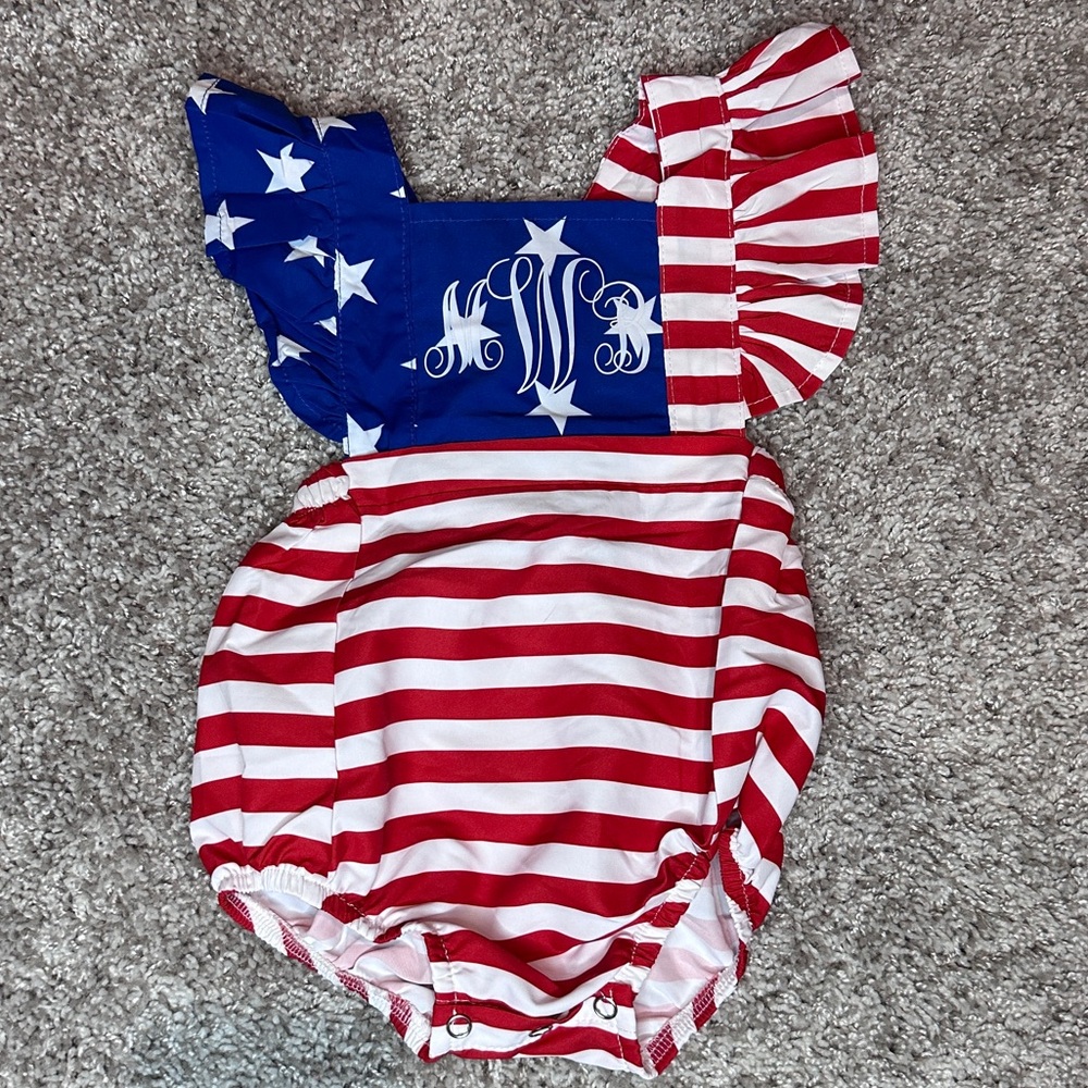Monogram mWb - USA flag patriotic bubble romper size 68 (6M)